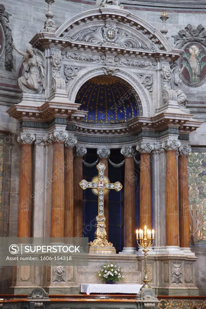 Denmark, Copenhagen, Marble Church, interior, altar, cross,
