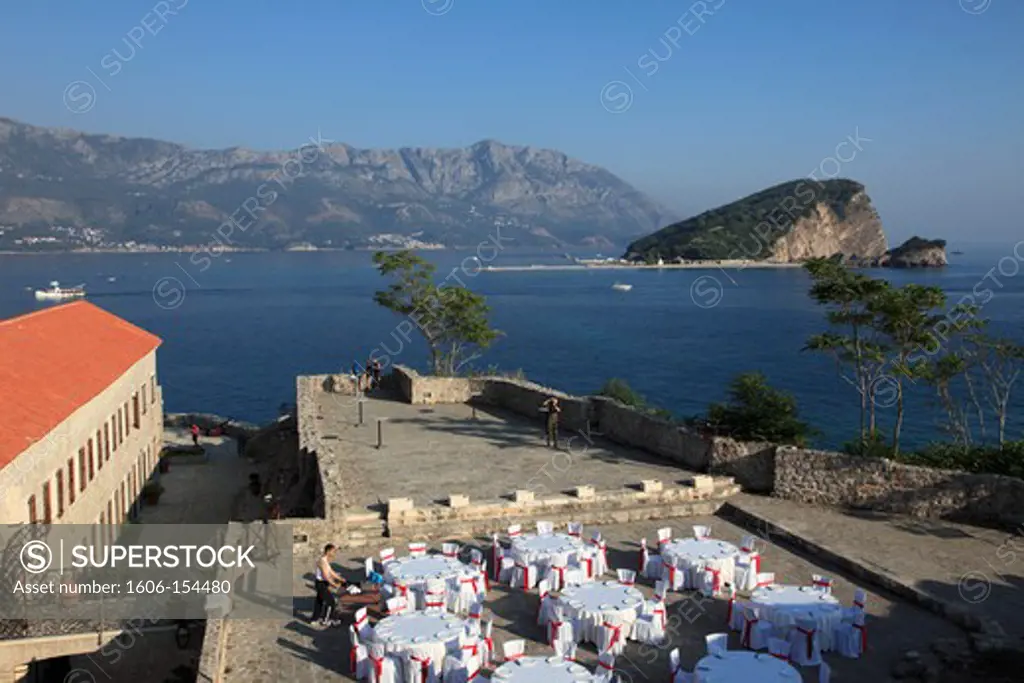 Montenegro, Budva, St Nikola Island, Old Town, restaurant,