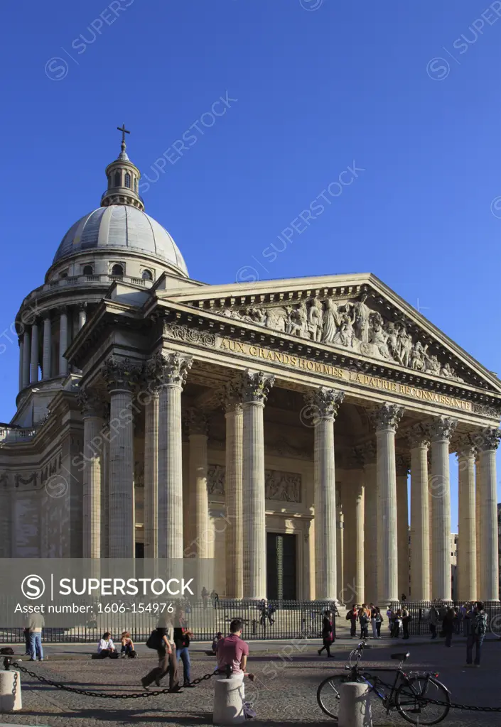 France, Paris, Place du Panthéon, Panthéon, people,