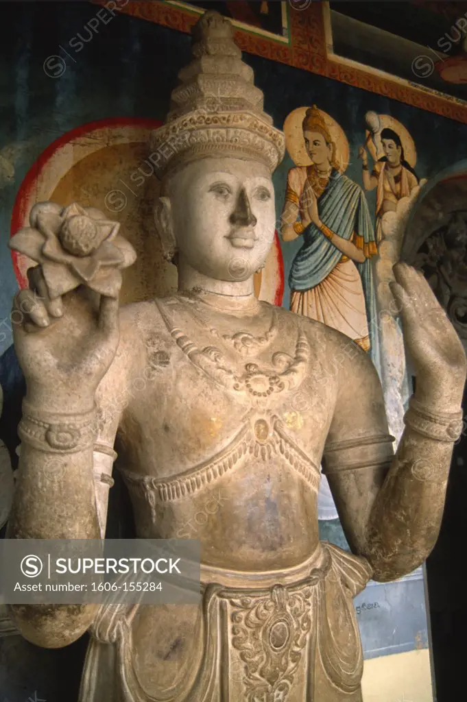 Sri Lanka, Anuradhapura, Ruvanvelisaya Dagoba,