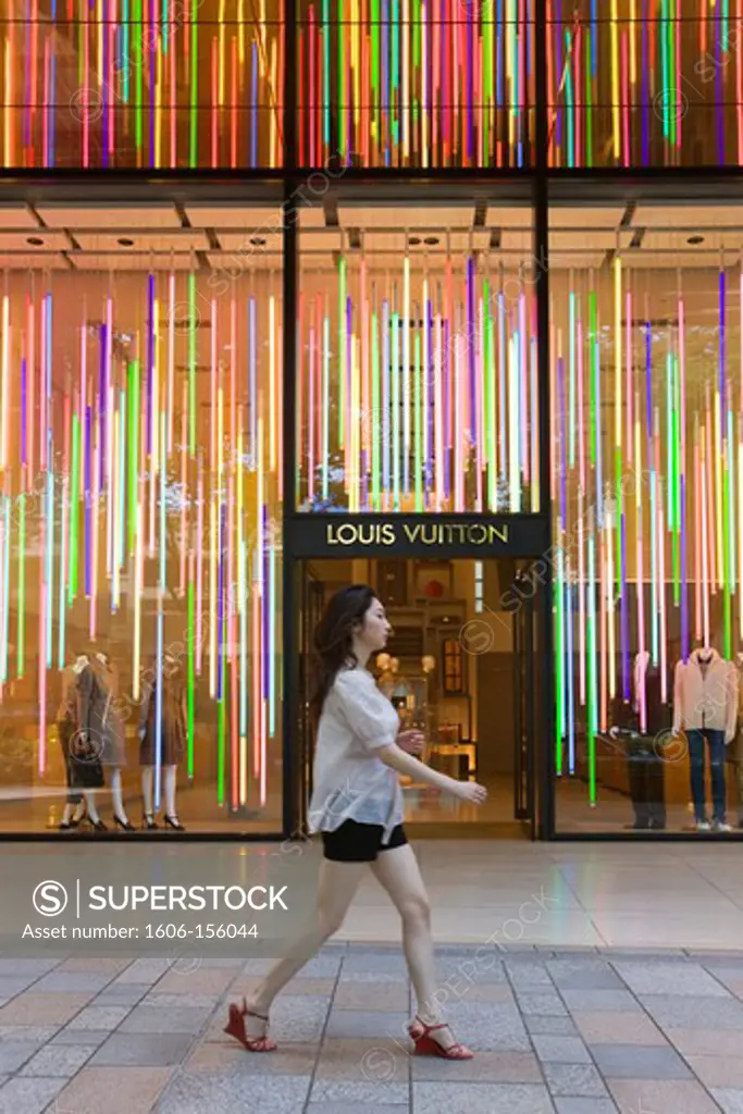 Louis Vuitton is one of many international luxury brand outlets to be found on the trendy Omotesando Dori Avenue, known as Tokyo's Champs-Elysees, in the upscale Harajuku district of central Tokyo, Japan.