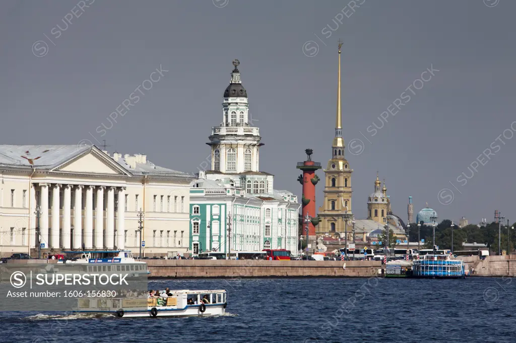 Rusia , San Petersburg City, Kunstkamera Bldg. , Rostral Column and Peter and Paul Cathedral