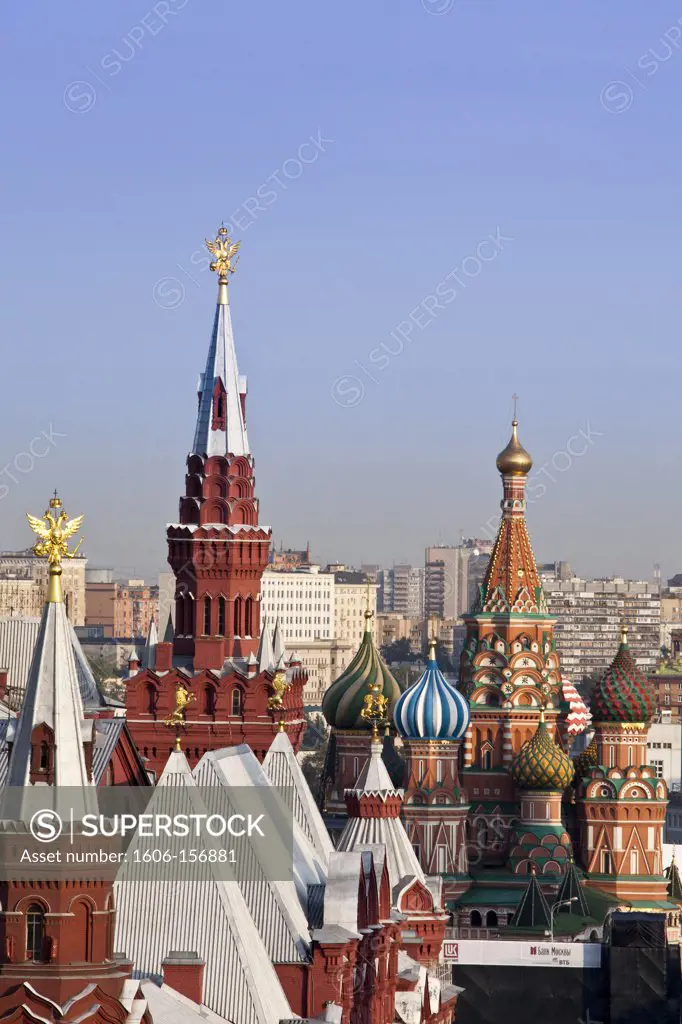 Rusia , Moscow City , San Basil«s Church and History Museum Skyline
