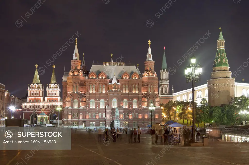 Rusia , Moscow City, History Museum Bldg., Resurection Gate and the Kremlin