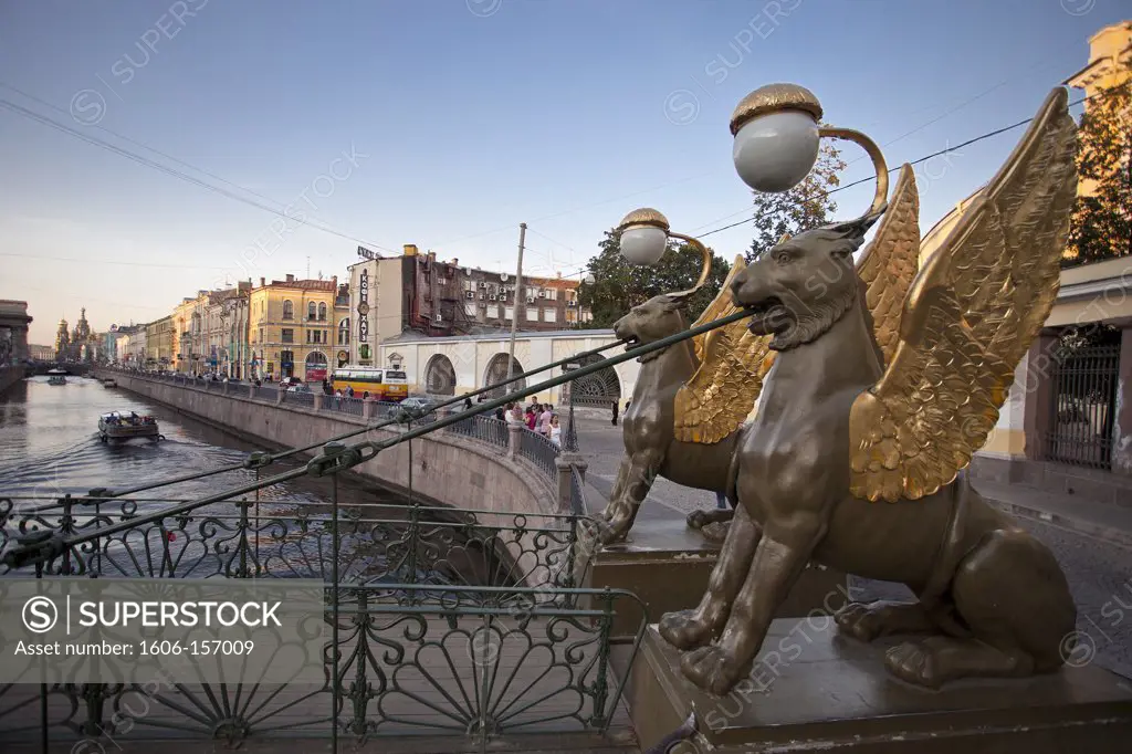 Rusia , San Petersburg City , Winged Lions on Bank Bridge, Griboyedova Canal