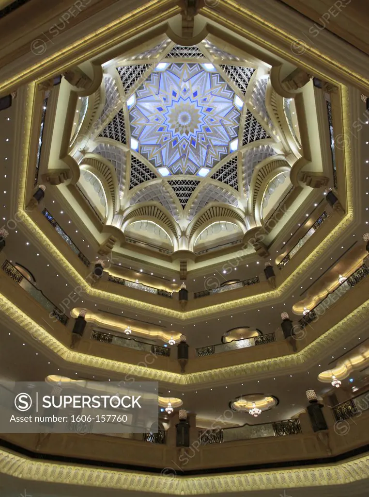United Arab Emirates, Abu Dhabi, Emirates Palace Hotel, lobby,
