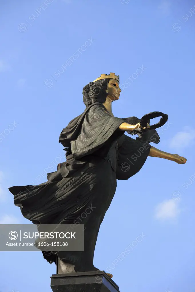 Bulgaria, Sofia, statue of Sofia,