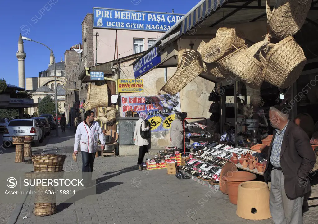 Turkey, Konya, street scene, shop, people,
