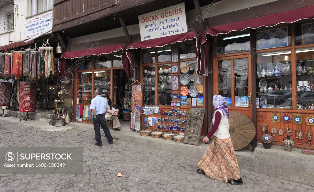 Turkey, Ankara, Ulus, street scene, handicraft shops,