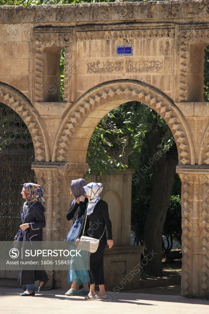Turkey, Sanliurfa, Dergah, women with headscarf,