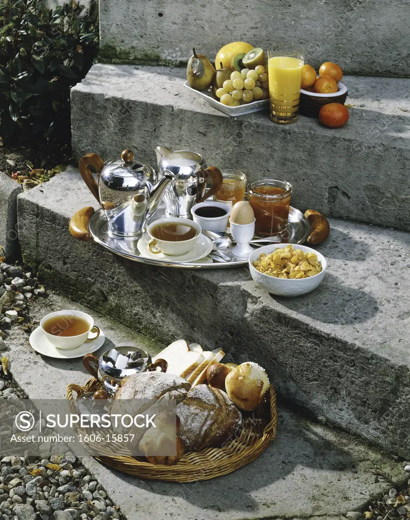 Breakfast on stairs, outdoors