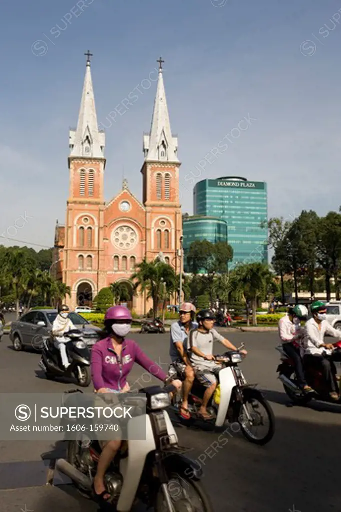 Vietnam Nov. 2009 Saigon City (HCMC) Notre Dame Cathedral