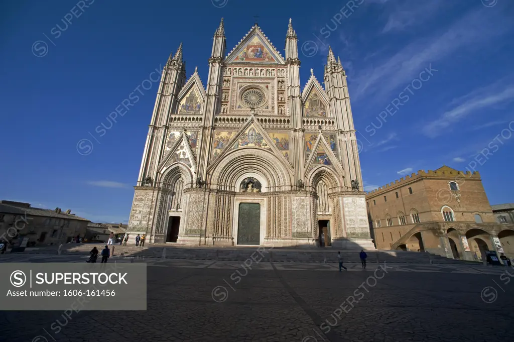 Front of the Duomo;Orvieto;Umbria;Italia