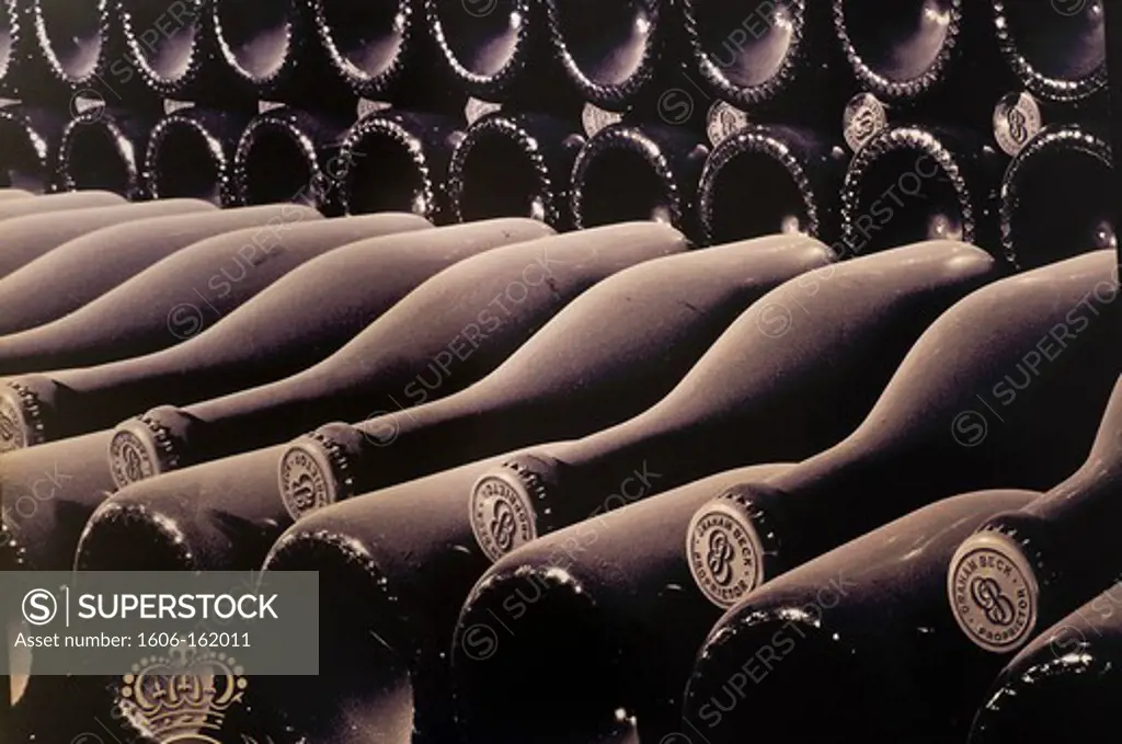 South Africa, Western Cape Province, Winelands, Franschhoek valley, Wine road, Graham Beck Estate (1983), picture of bottles