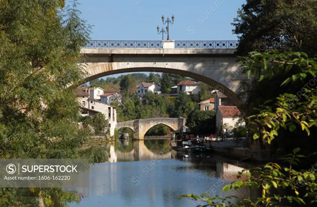 France, Aquitaine, Lot et Garonne (47), Nerac, bridges on Baïse river