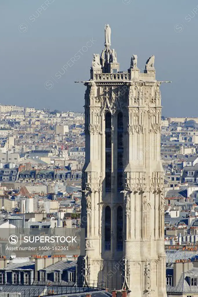 France, Ile-de-France, Capital, Paris, 4th, City center, plunging View(Sight), Tower Saint-Jacques (seen since Notre-Dame)