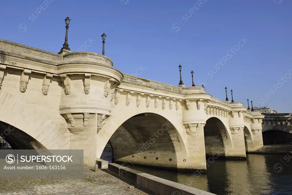 France, Ile-de-France, Paris, 1st, Bank of the Seine, ""New"" Bridge(Deck)