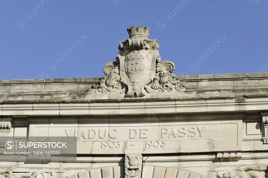 France, Ile-de-France, Paris, 15th, Bank of the Seine, Bridge(Deck) Bir-Hakeim