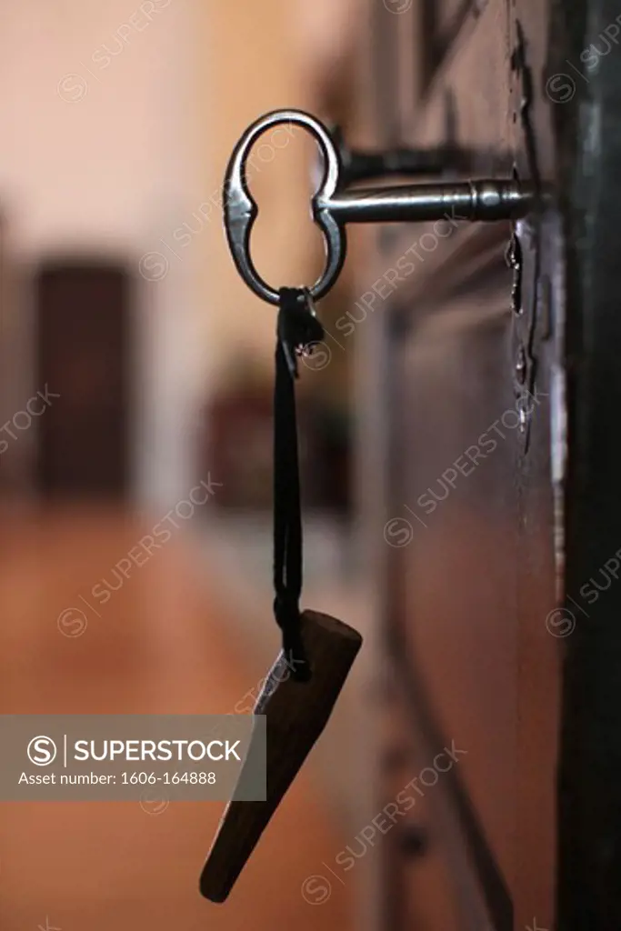 Key on a door. Cordon. France.