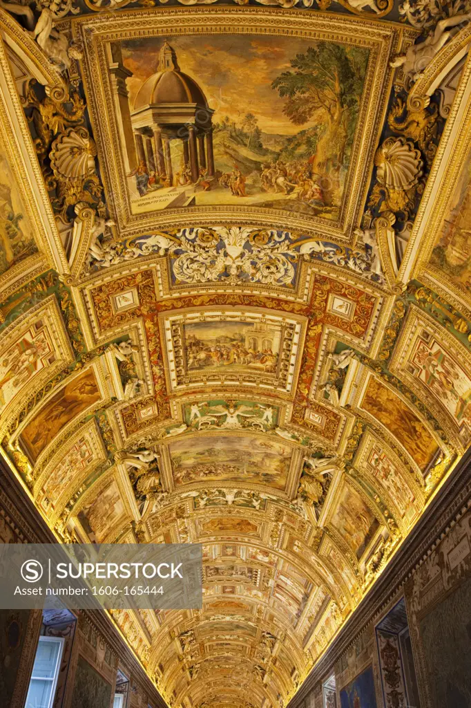 Italy,Rome,The Vatican,Vatican Museum,Ceiling of the Gallery of Maps