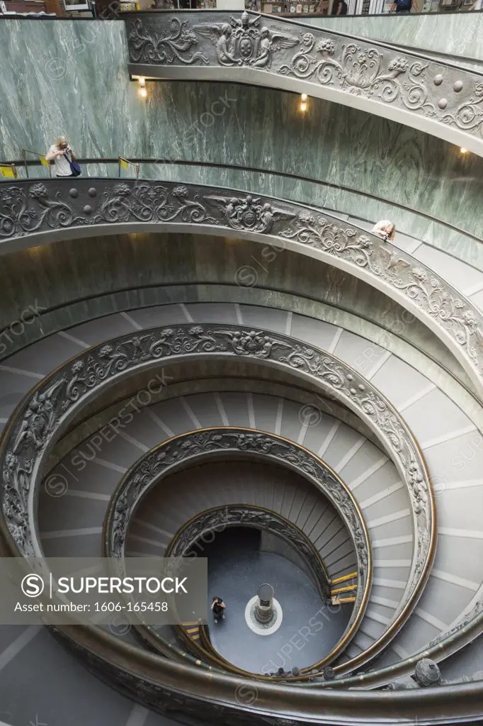 Italy,Rome,The Vatican,Vatican Museum,Spiral Stairway designed by Guiseppe Momo in 1934
