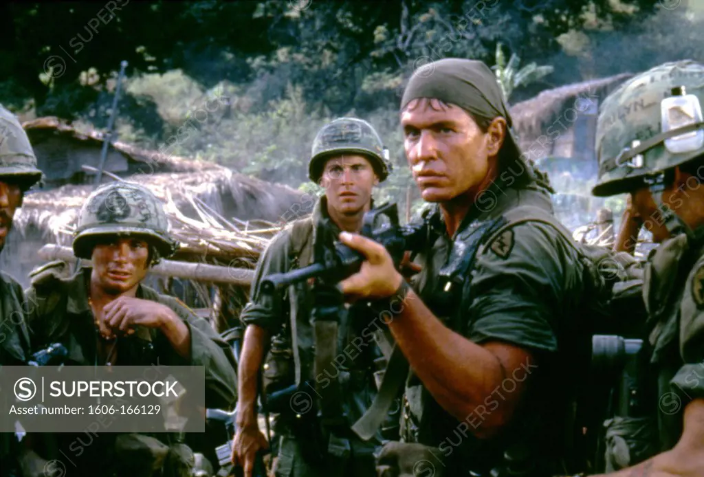Tom Berenger , Platoon , 1986 directed by Oliver Stone Orion Pictures Corporation