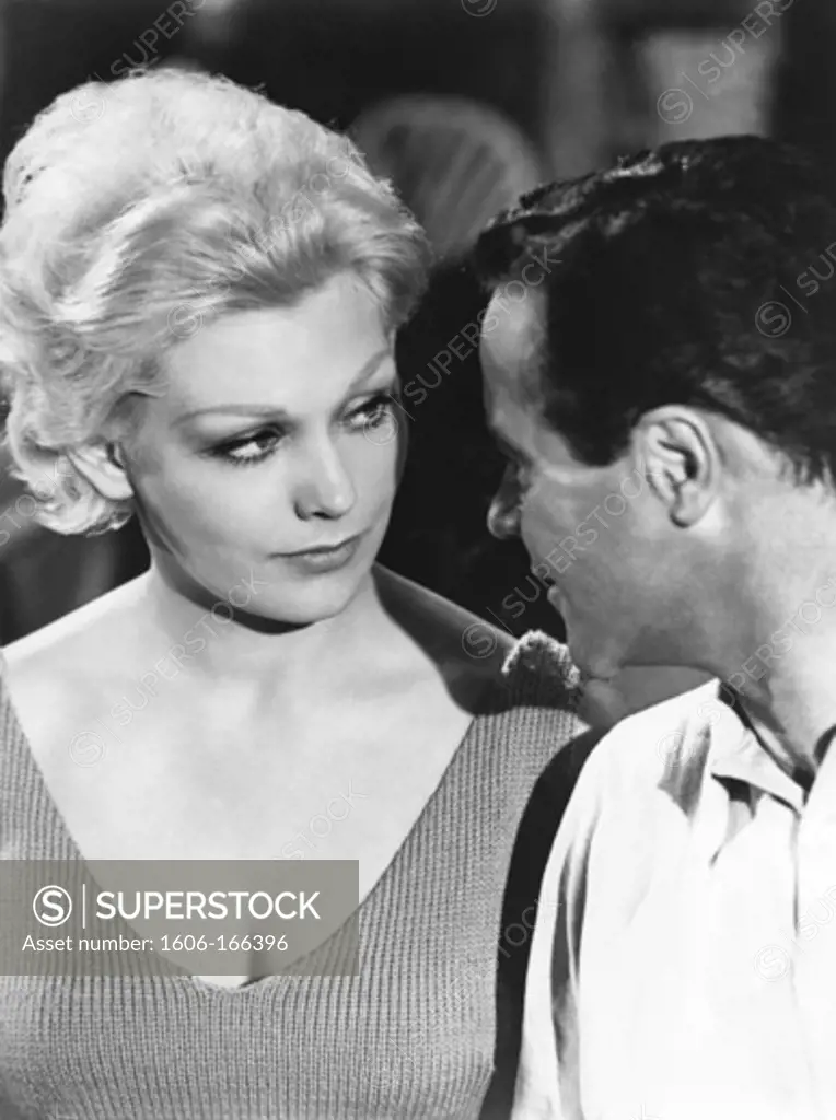Kim Novak and Jack Lemmon , The Notorious Landlady , 1961 directed by Richard Quine Columbia Pictures