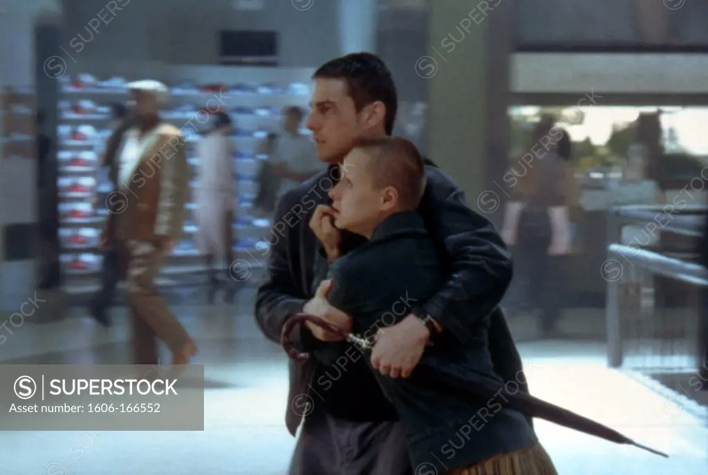 Tom Cruise and Samantha Morton , Minority Report , 2002 directed by Steven Spielberg DreamWorks SKG , Twentieth Century