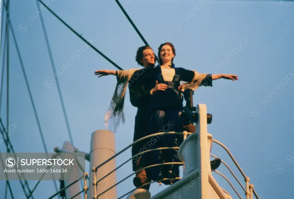 Leonardo DiCaprio and Kate Winslet , Titanic , 1997 directed by James Cameron Twentieth Century Fox Pictures