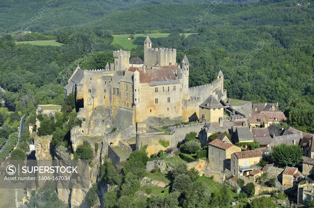 France, Dordogne (24), Black Perigord, Beynac-et-Cazenac, certified the Most beautiful Villages of France, castle on a rocky spur over the valley of the Dordogne, the aerial view