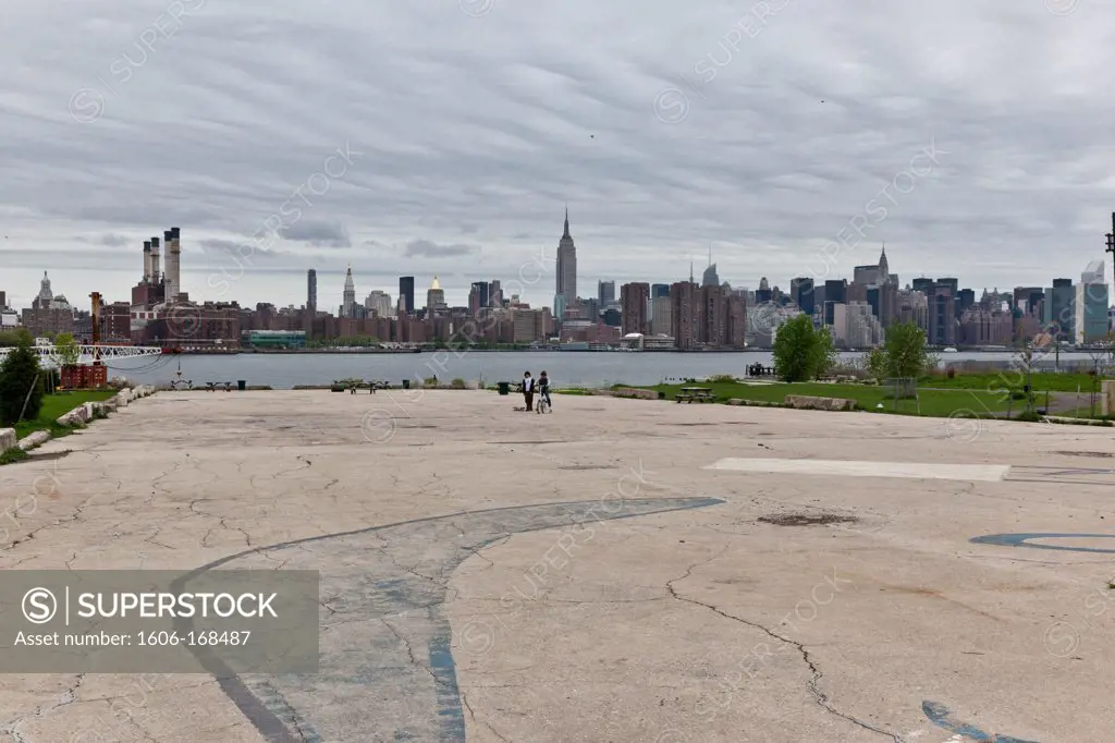 New York - United States, East river park, BEDT, former palmer docks has a view on Manhattan skyline in Williamsburg, Greenpoint, Brooklyn