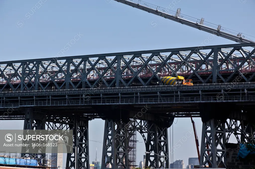 New York - United States, Williamsburg bridge, East river, Brooklyn