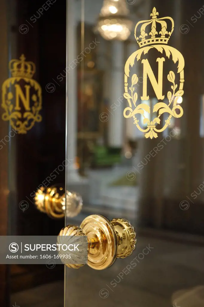 Detail of the door in Negresco Luxury hotel