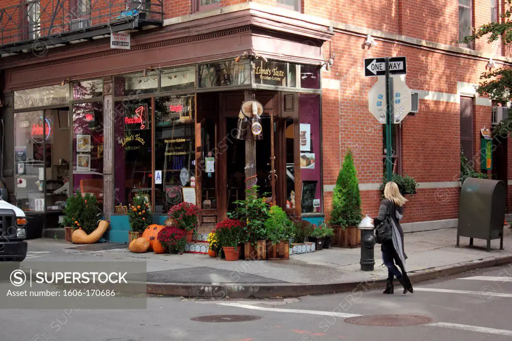 USA, New York City; Manhattan, West Village, Christopher street, street scenes