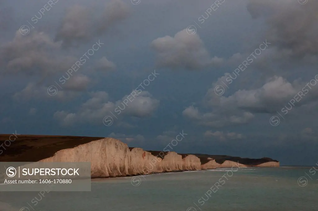 U.K, Sussex, South Downs National Park, The Seven Sisters at twilight