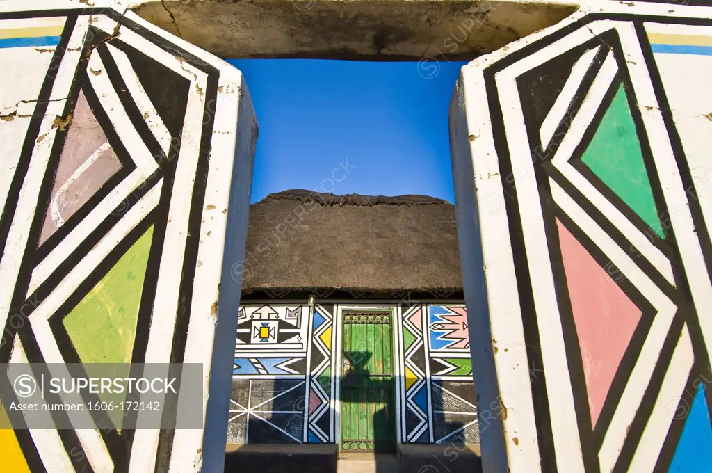 Africa, South Africa, Mpumalanga Province, KwaNdebele, Ndebele tribe, Mabhoko village, one of the house of the artist Esther Mahlangu