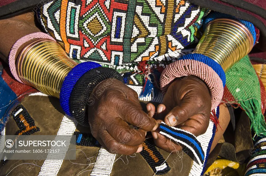 Africa, South Africa, Mpumalanga Province, KwaNdebele, Ndebele tribe, Mabhoko village, the artist Esther Mahlangu making a pearl carpet