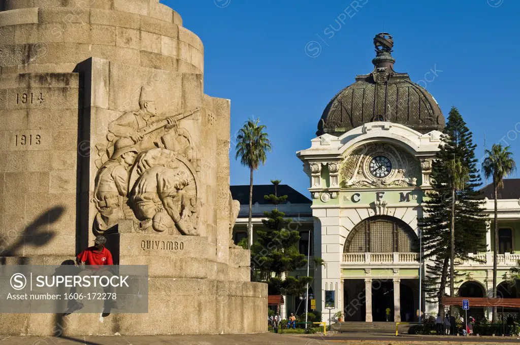 Africa, Mozambique, Maputo Province, capital Maputo, Workers Place, the central trainstation from 1924 has been made on Gustave Eiffel plans
