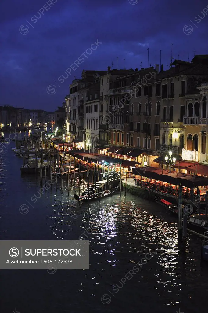 Italy, Venice, plunging View(Sight) of the Grand Canal, Seen from the Bridge(Deck) of Rialto
