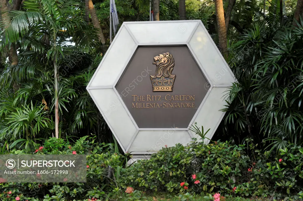 Asia, Southeast Asia, Singapore, Ritz-Carlton Millenia Hotel, sign