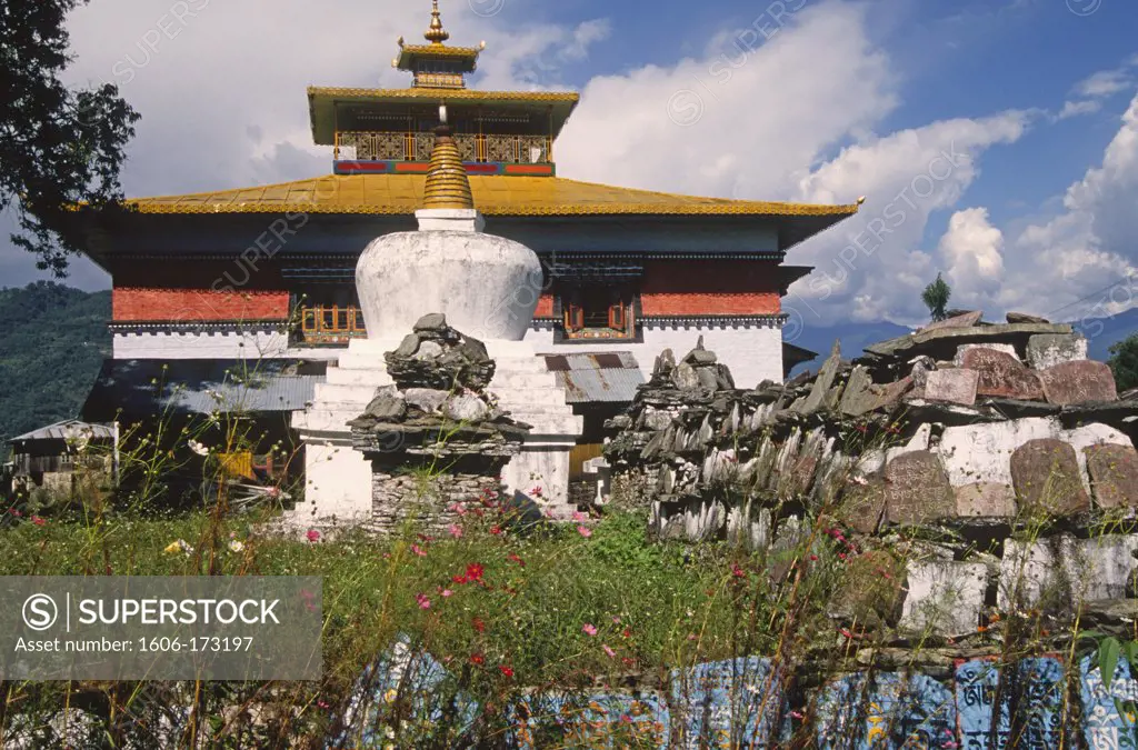 India, Sikkim, Tashiding Gompa, Buddhist monastery, chorten, prayer stones