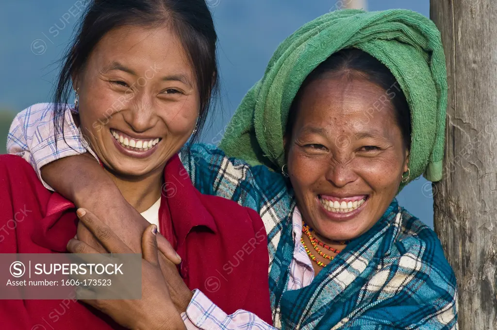 Myanmar (Burma), Sagaing State, Leshi, Khin Aye Mon and her friend Kha Len Tei
