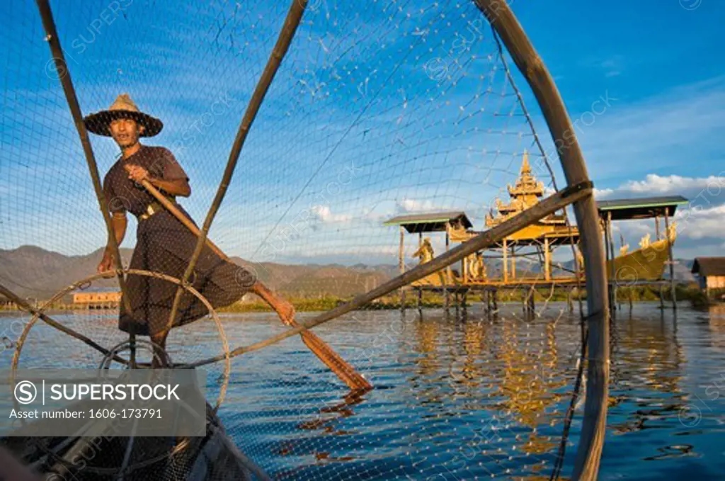 Myanmar (Burma), Shan State, Inle Lake, Pauk Par village, U Thone the fisherman on his canoe