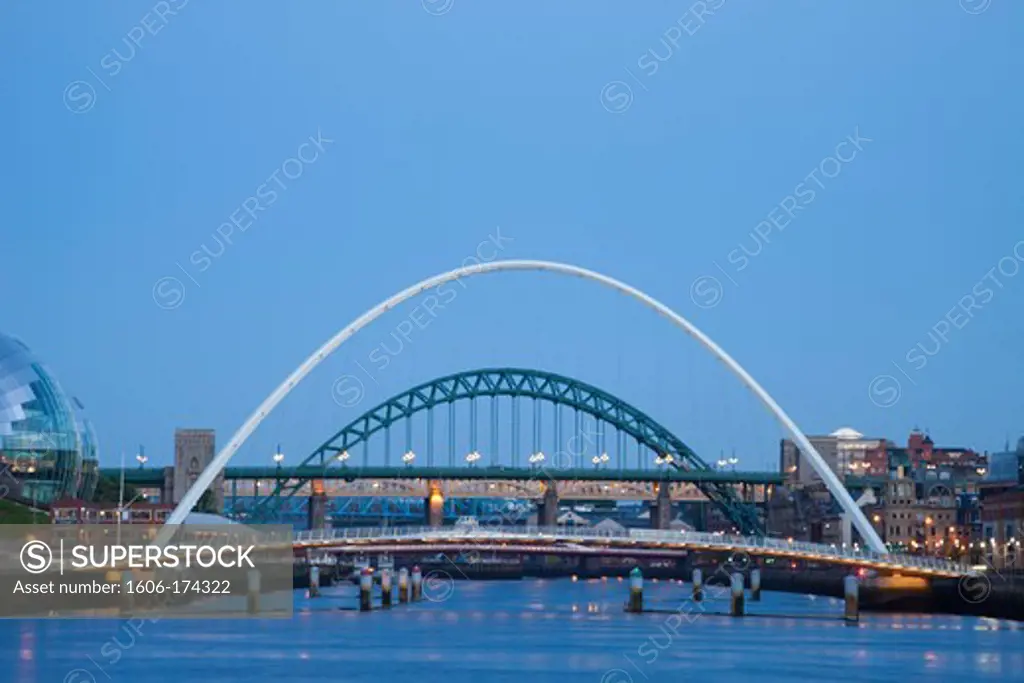 England,Newcastle,Gateshead,Gateshead Millennium Bridge
