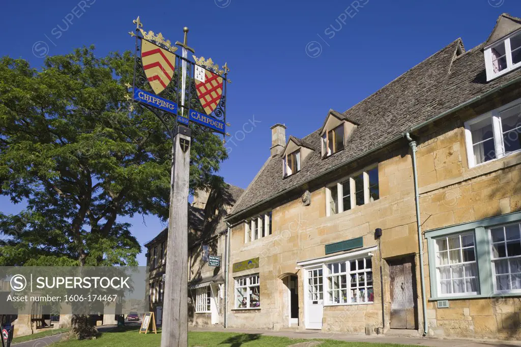 England,Gloustershire,Cotswolds,Chipping Campden,Heraldic Town Sign