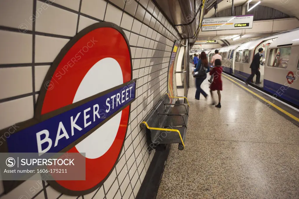 England,London,Baker Street Underground Subway Station Platform