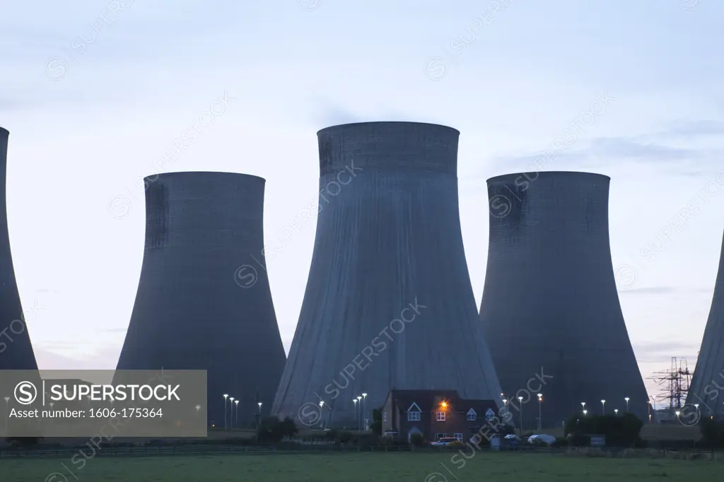 England,Nottinghamshire,Radcliffe-on-Soar,Coal Fired Power Station Cooling Towers