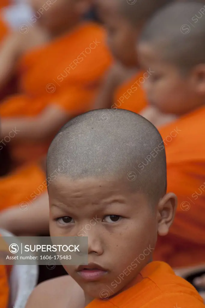 Thailand,Ayutthaya,Ayutthaya Historical Park,Young Monks