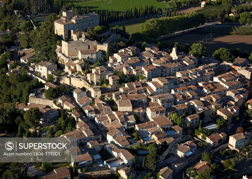 France, Vaucluse, (84), Ansouis hilltop village in southern Luberon, village labeled The Most Beautiful Villages of France (aerial photo),