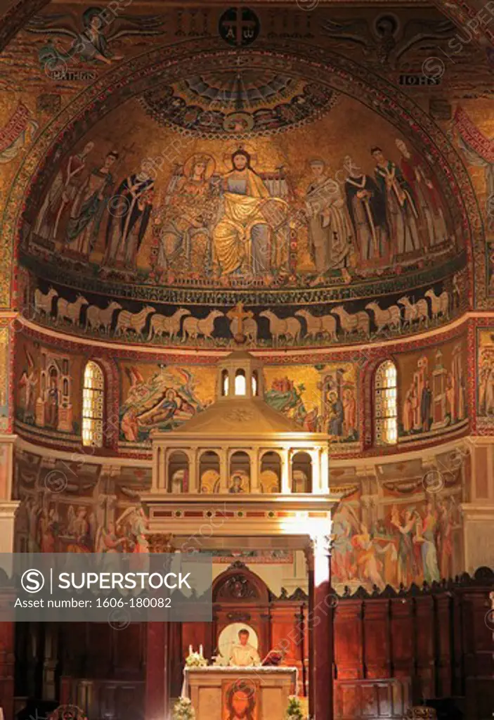 Italy, Lazio, Rome, Basilica Santa Maria in Trastevere, interior,